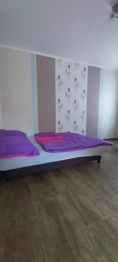Villa Babzsi Nyaralo Vonyarcvashegy Esterno foto