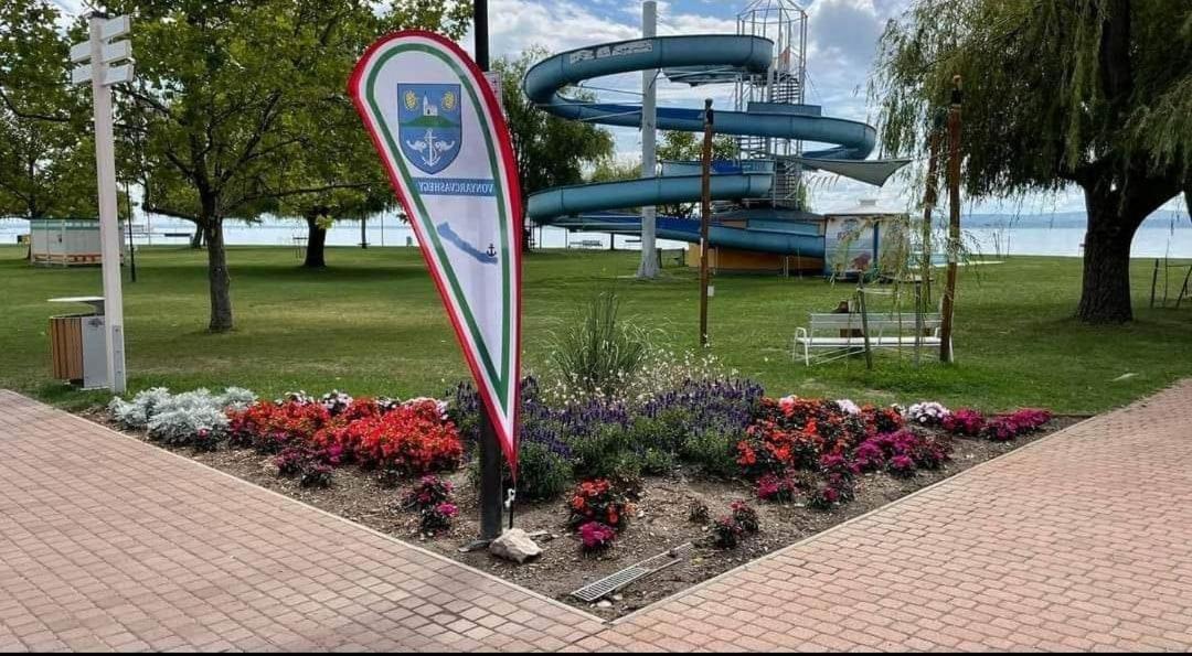 Villa Babzsi Nyaralo Vonyarcvashegy Esterno foto