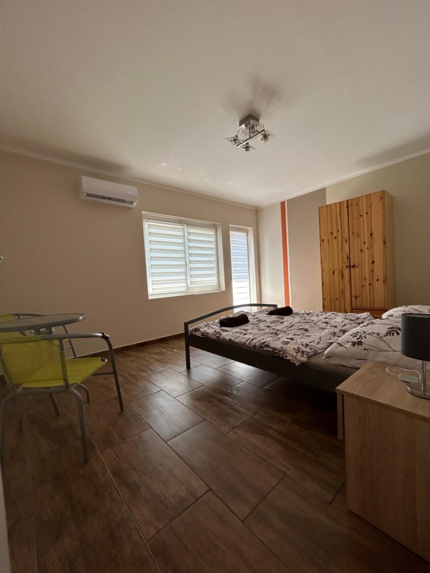 Villa Babzsi Nyaralo Vonyarcvashegy Esterno foto